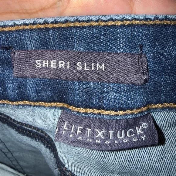 NYDJ Sheri Slim Jeans Size 8 Dark Wash Stretch Mid Rise Slim Fit - Picture 4 of 5